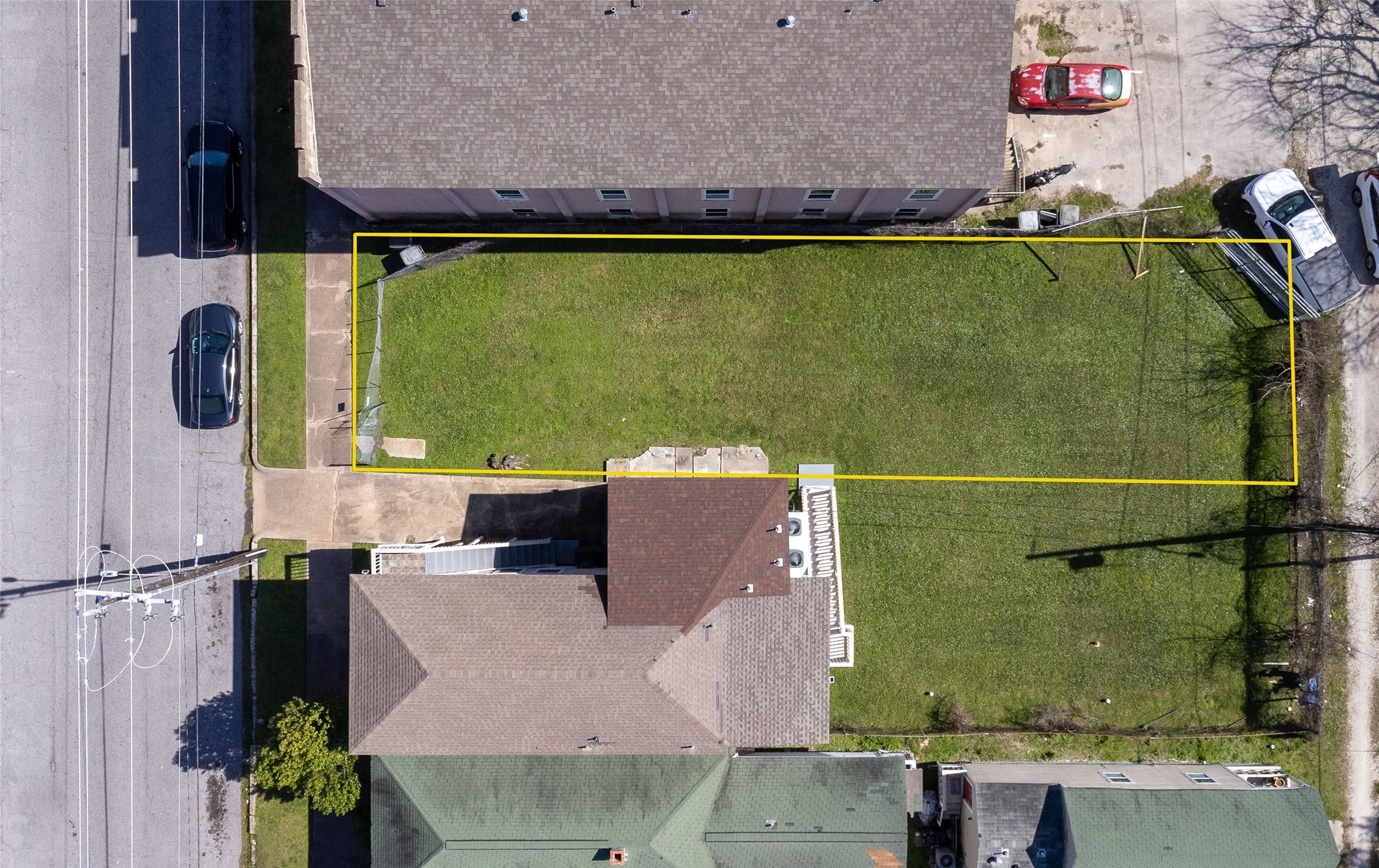 2613 Avenue L Property Photo 4