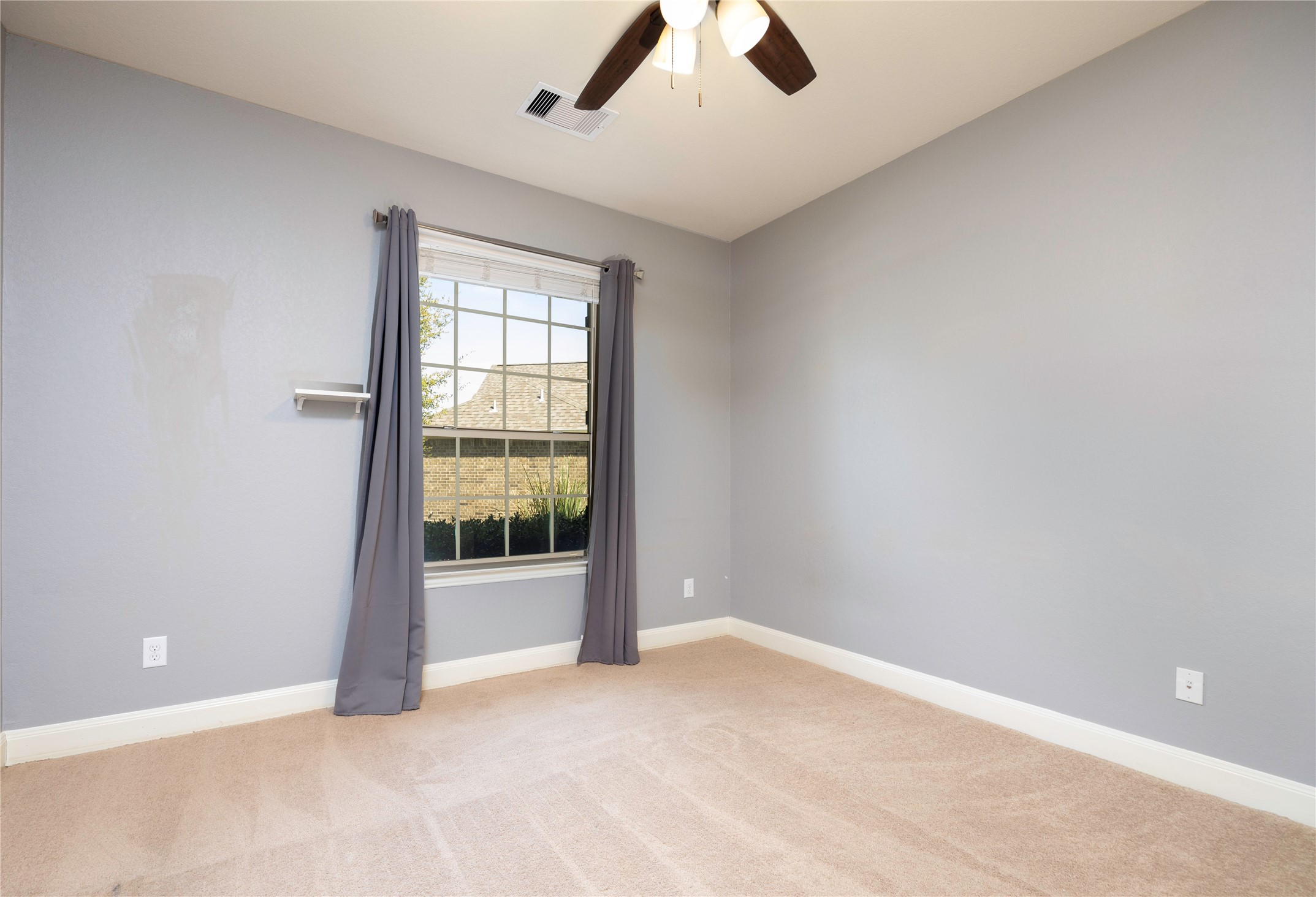 6743 Honeycrest Lane Property Photo 14