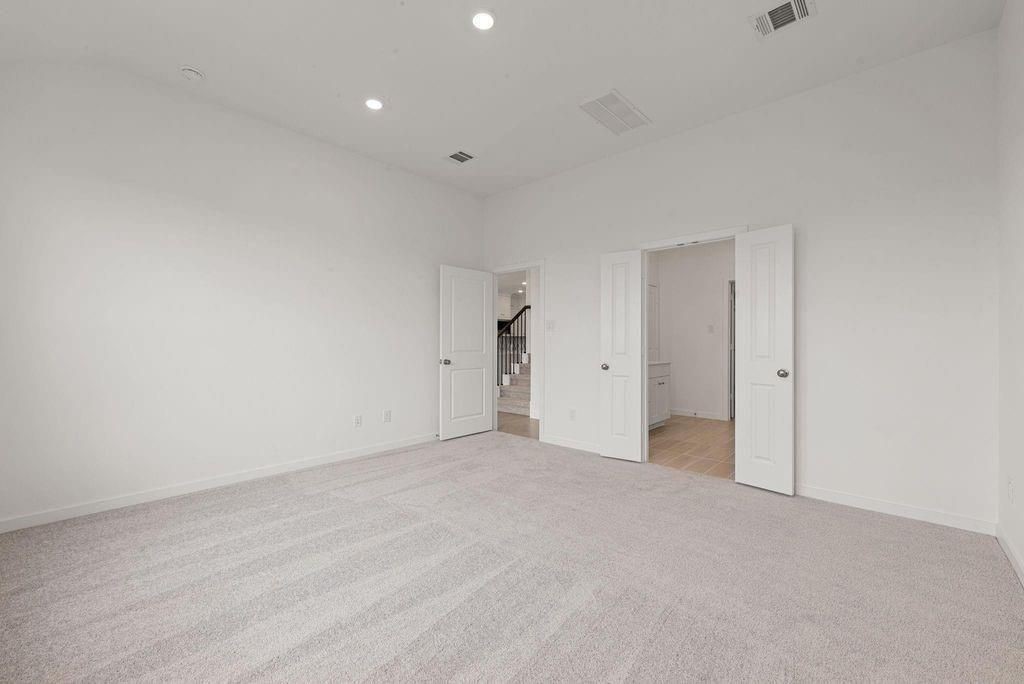 6411 Symphony Wave Dr Property Photo 18