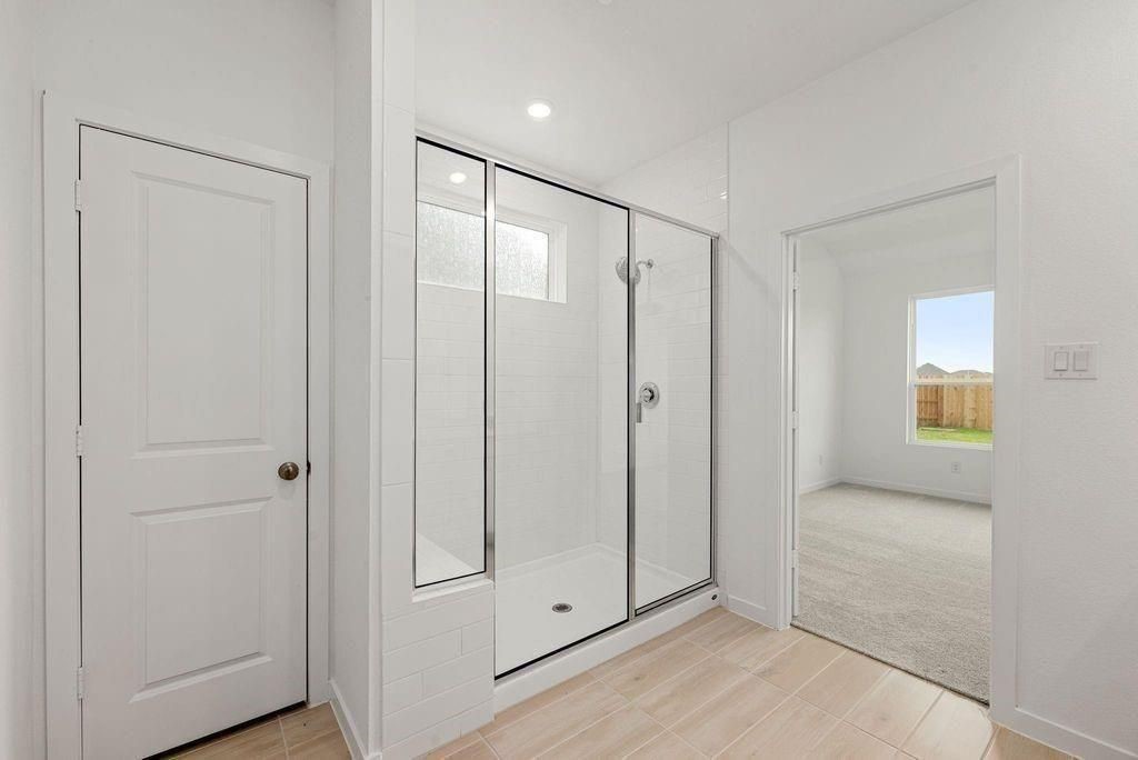 6411 Symphony Wave Dr Property Photo 20