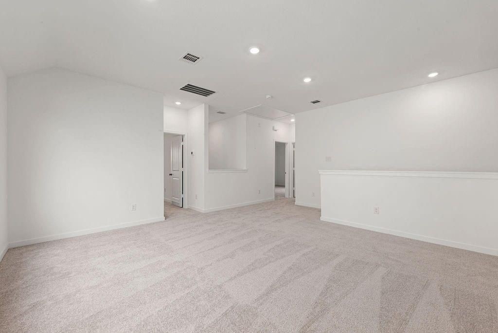 6411 Symphony Wave Dr Property Photo 33