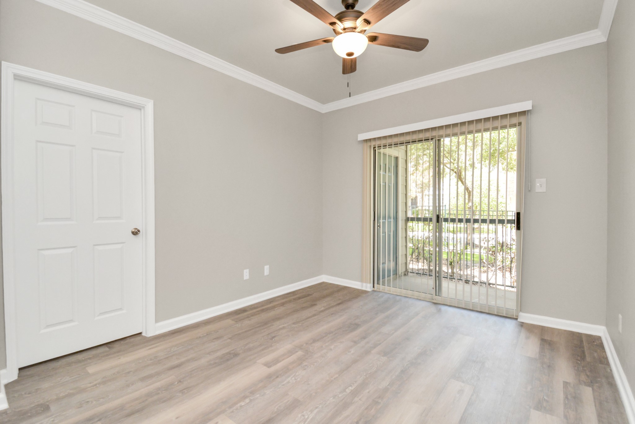 2222 Maroneal Street 1345 Property Photo 4