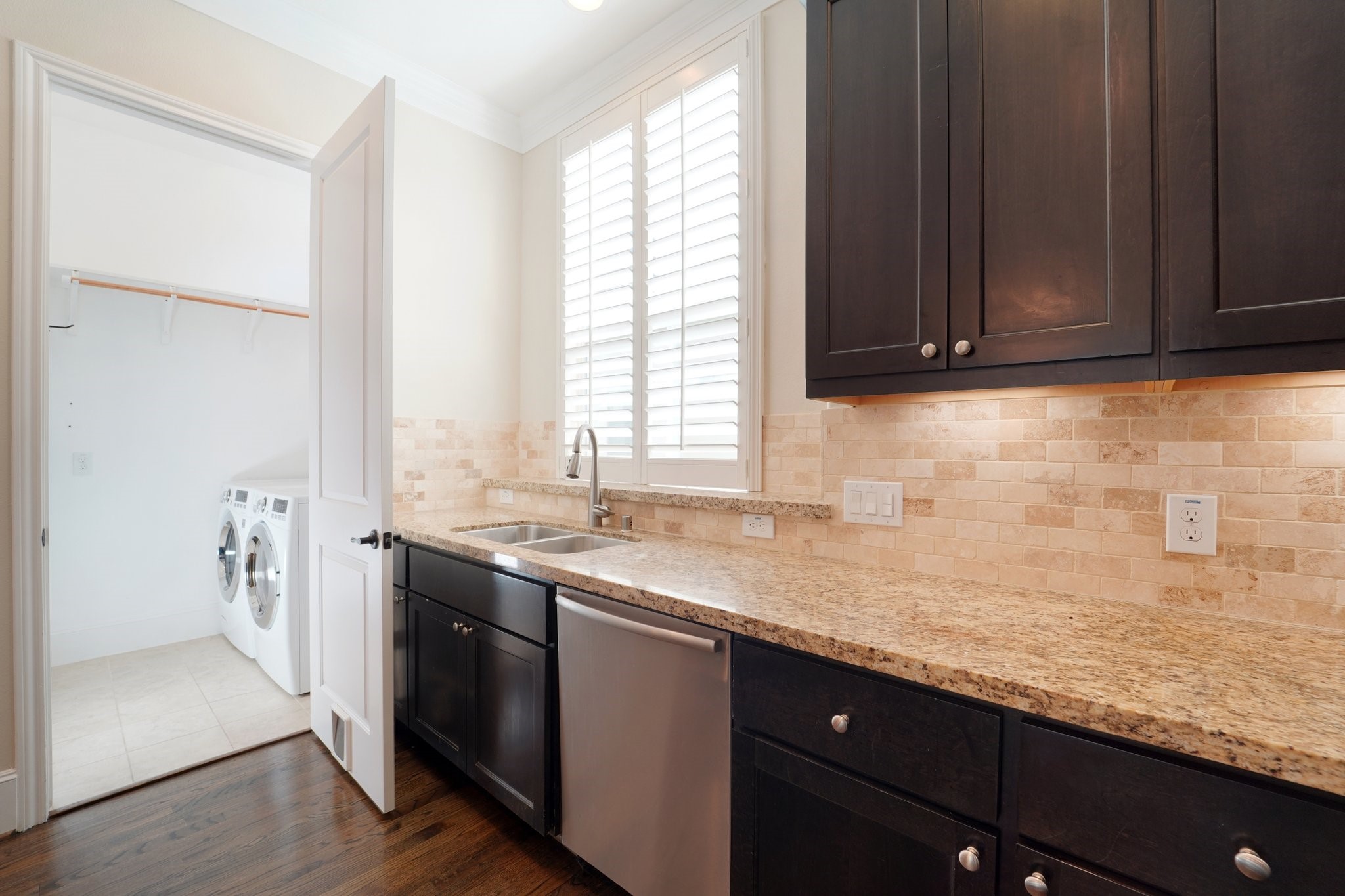 2421 Beall Street Property Photo 16