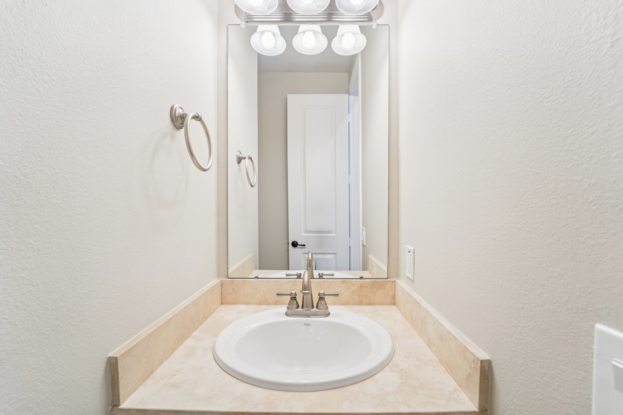 2421 Beall Street Property Photo 19