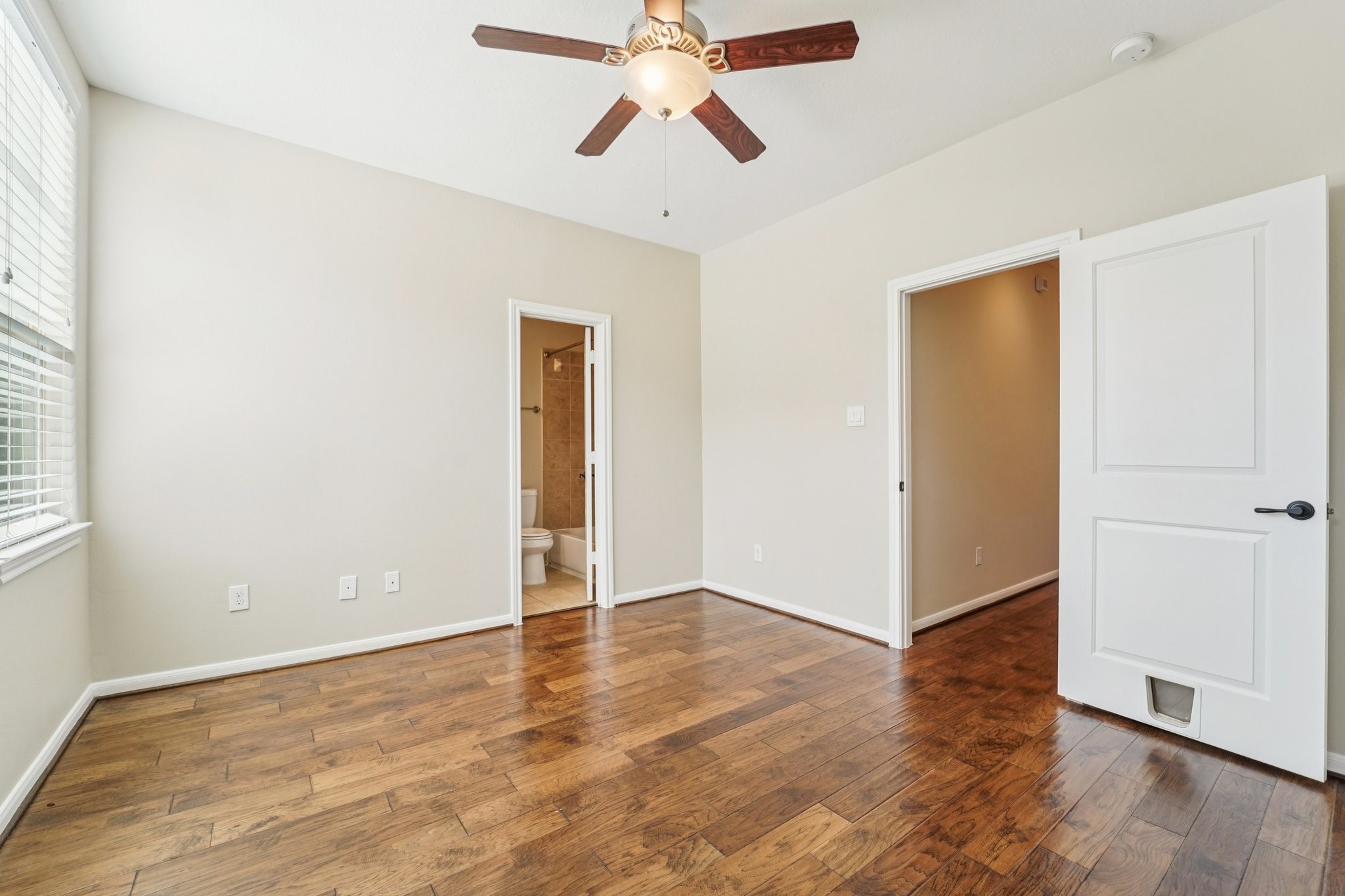 2421 Beall Street Property Photo 20
