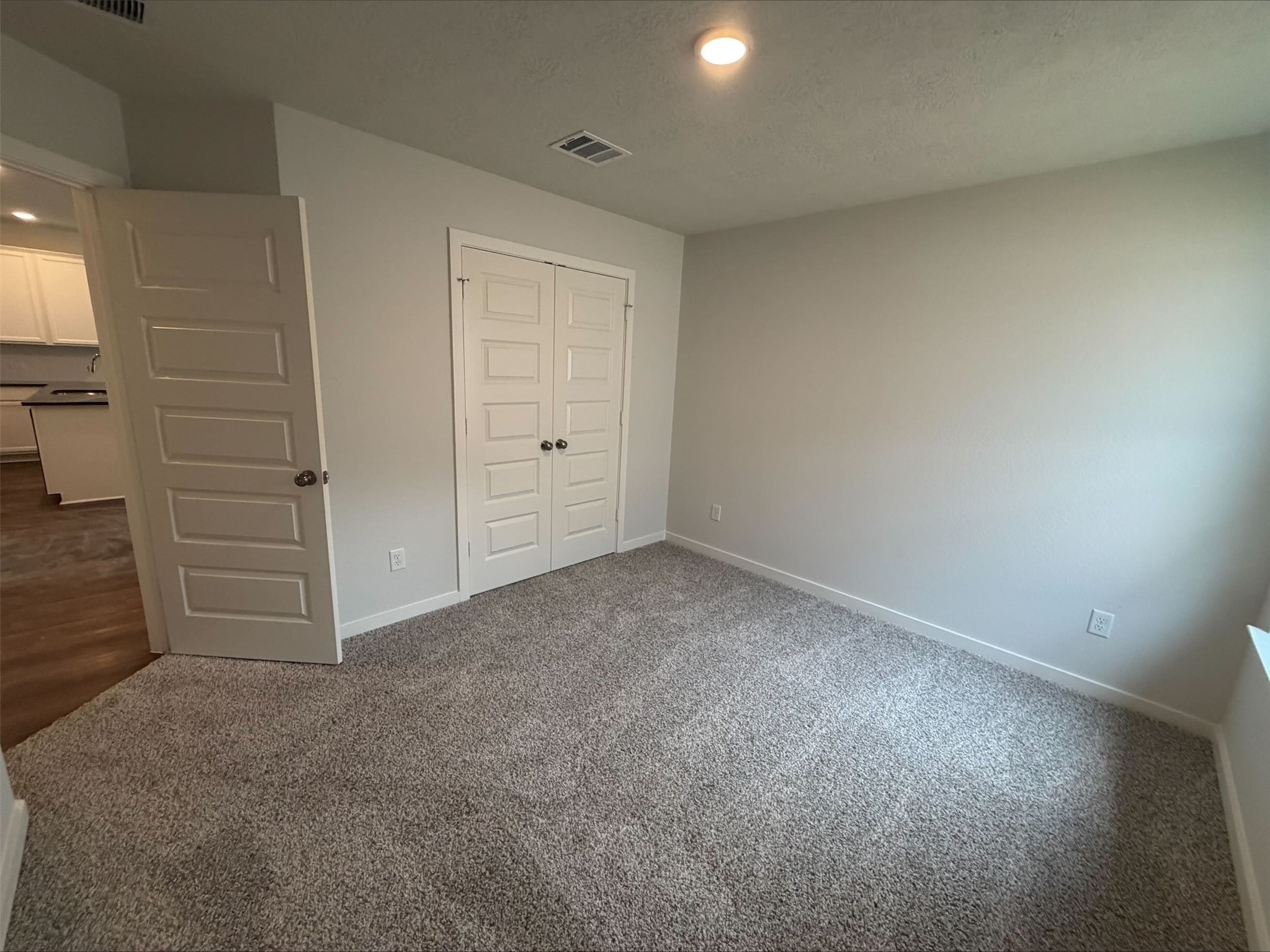 193 New Dawn Trail Property Photo 7