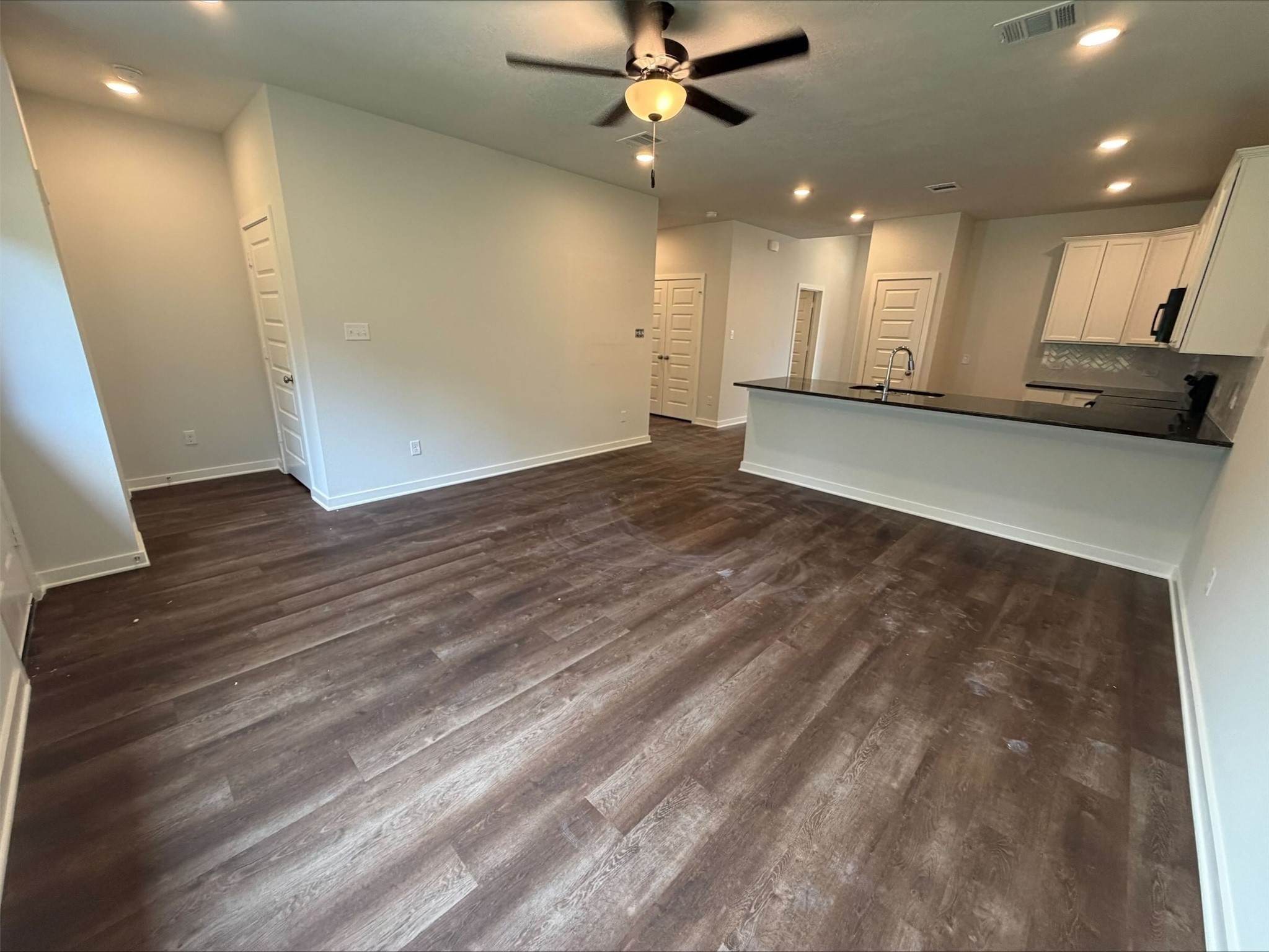 193 New Dawn Trail Property Photo 11
