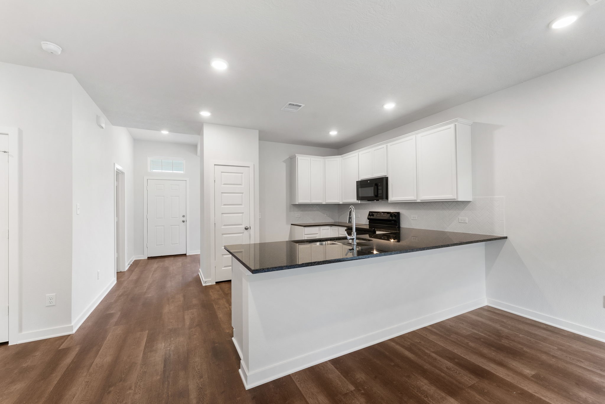 193 New Dawn Trail Property Photo 12