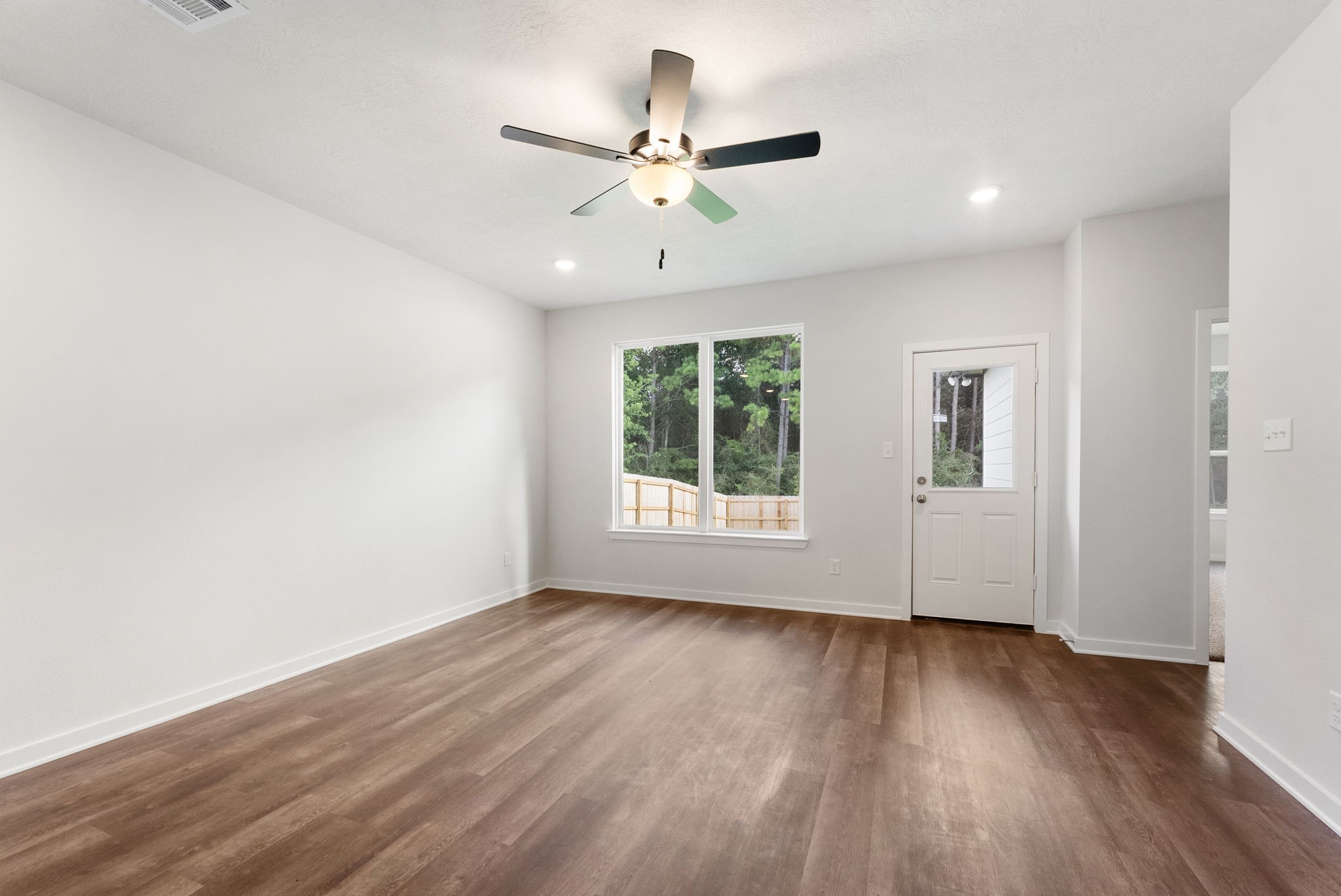 193 New Dawn Trail Property Photo 17