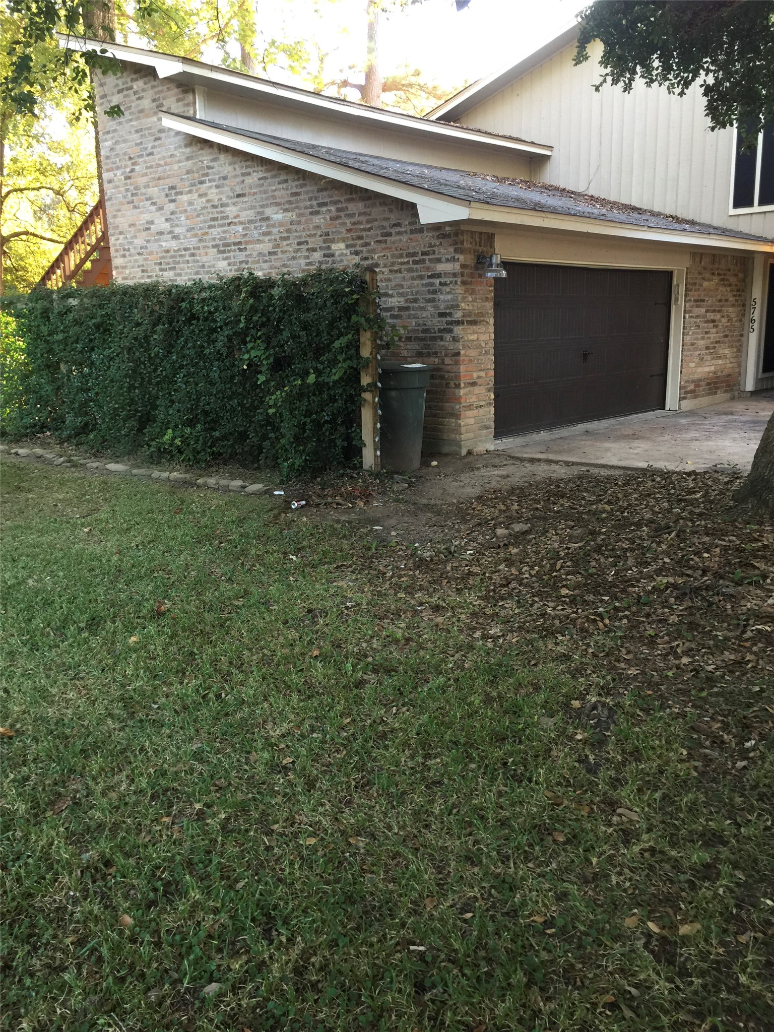 5765 Wynden Way Property Photo 17
