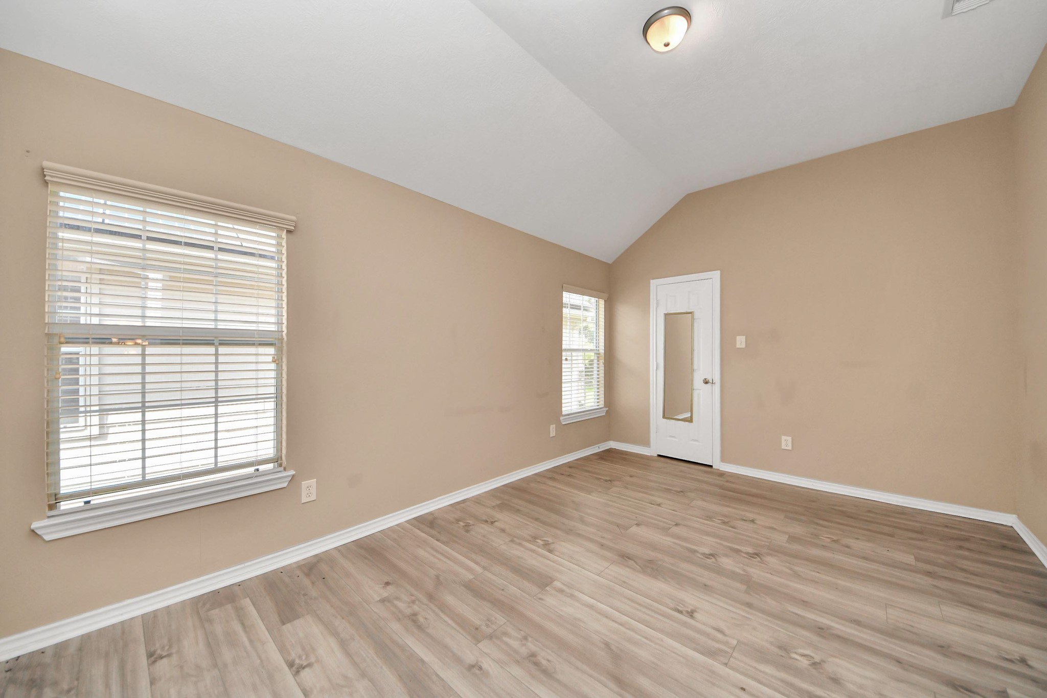 706 River Delta Lane Property Photo 33