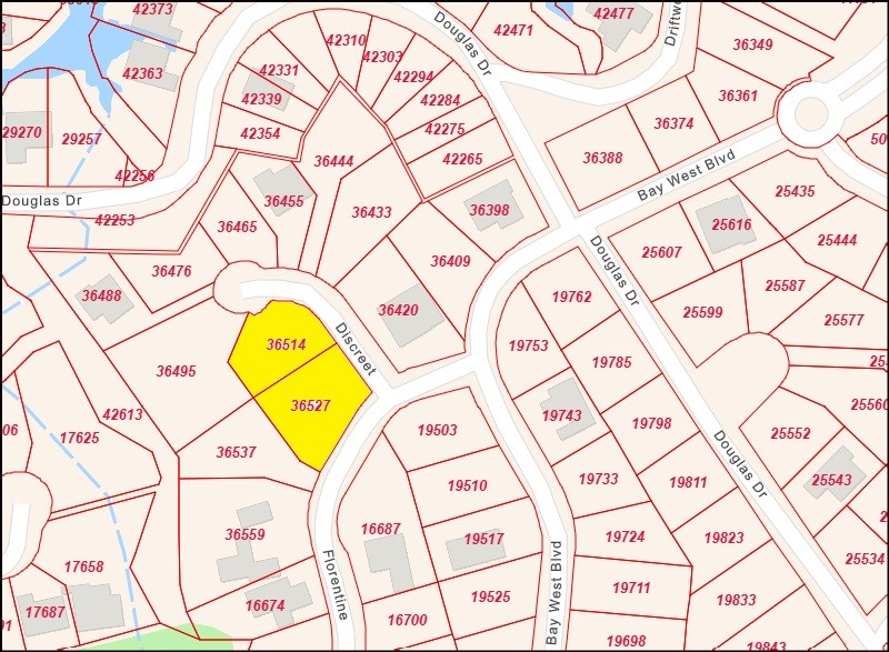 100 & 104 Discreet St Property Photo 1