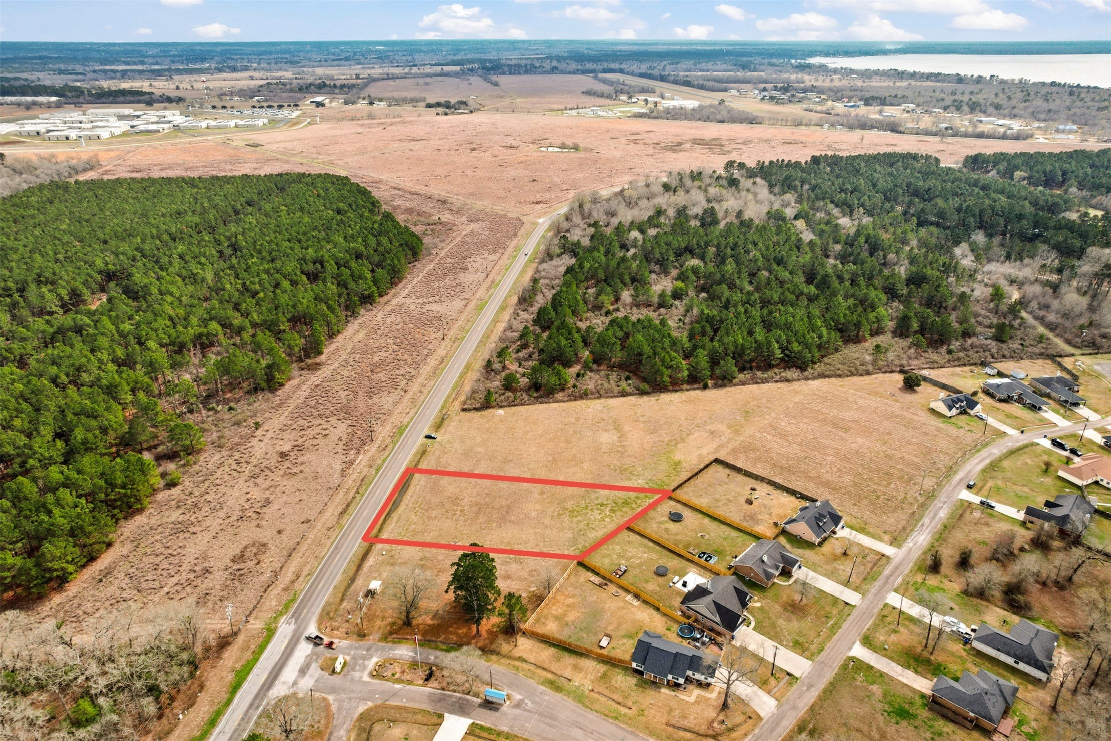 L-138 Fm 3126 Property Photo 12