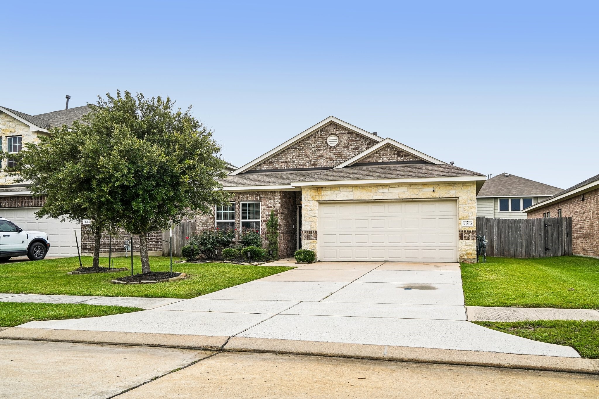 16219 Centennial Light Dr Drive Property Photo 2