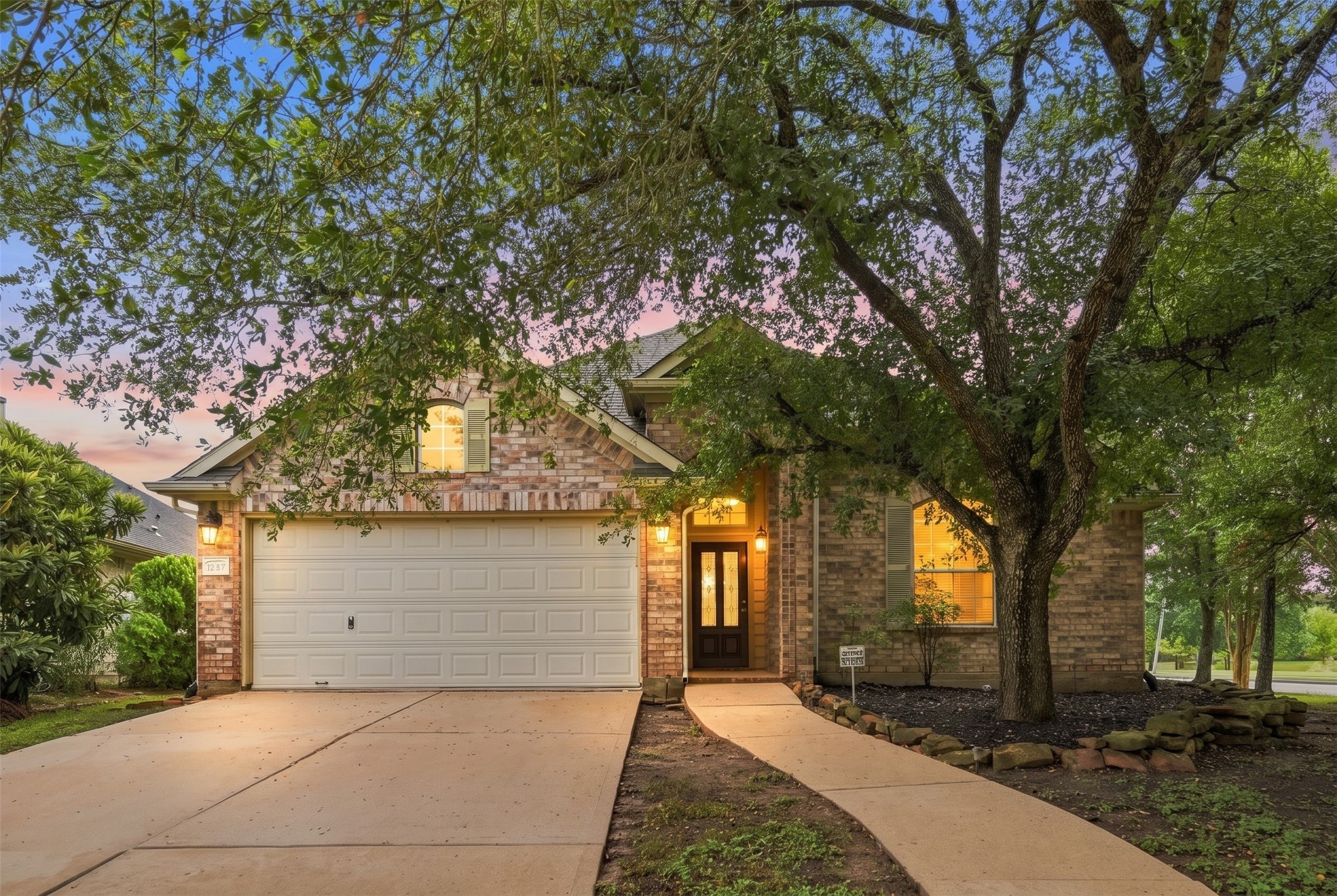 11023 Greenstone Park Lane Property Photo 1