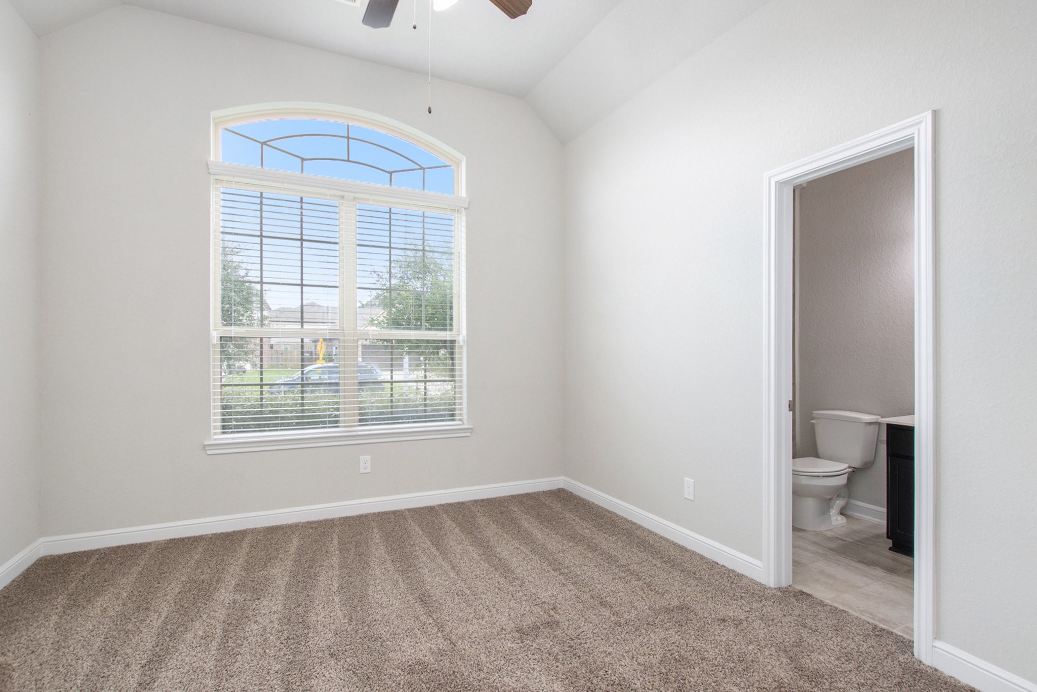 18911 Cypress Bay Drive Property Photo 14