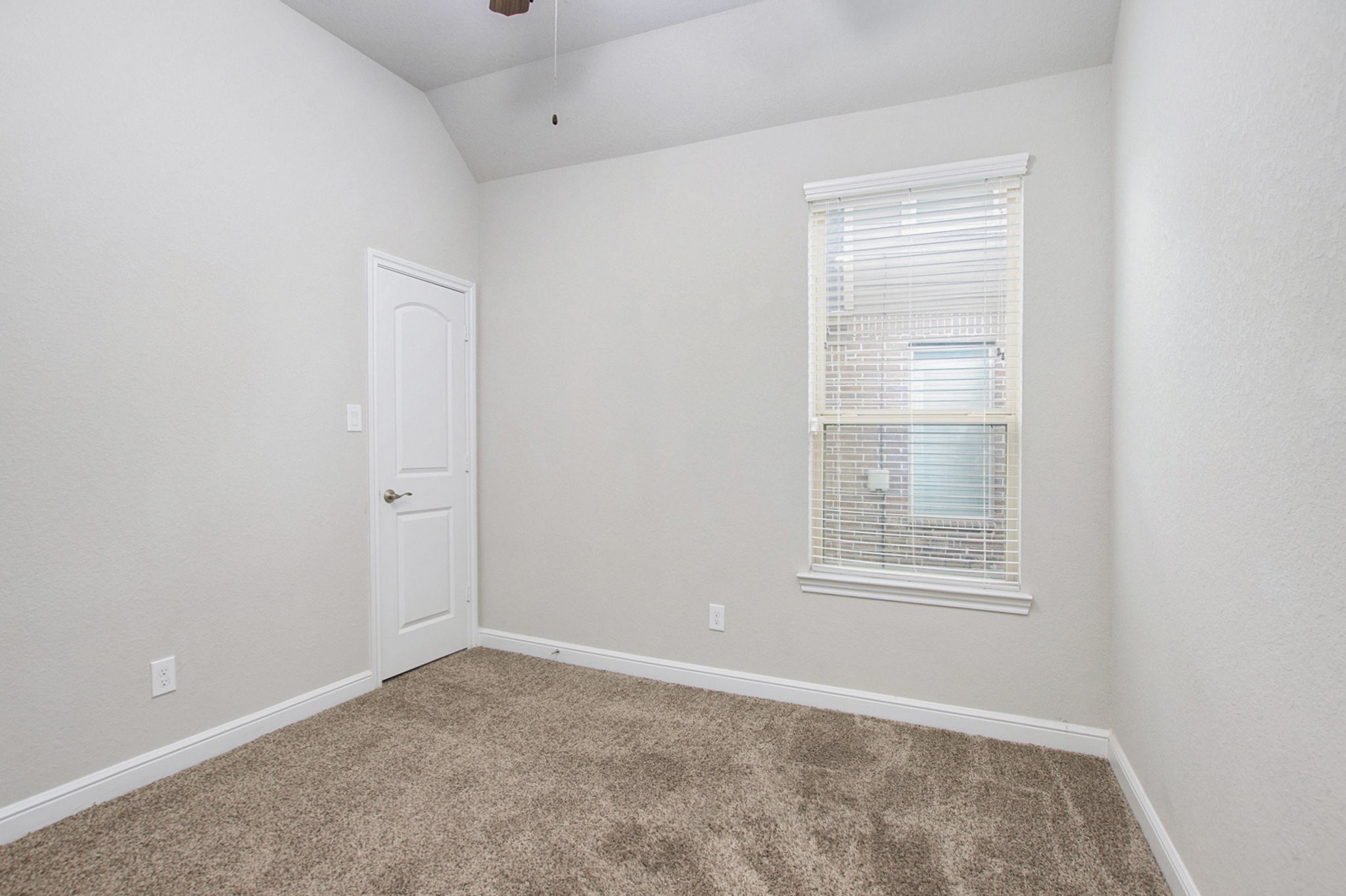 18911 Cypress Bay Drive Property Photo 15