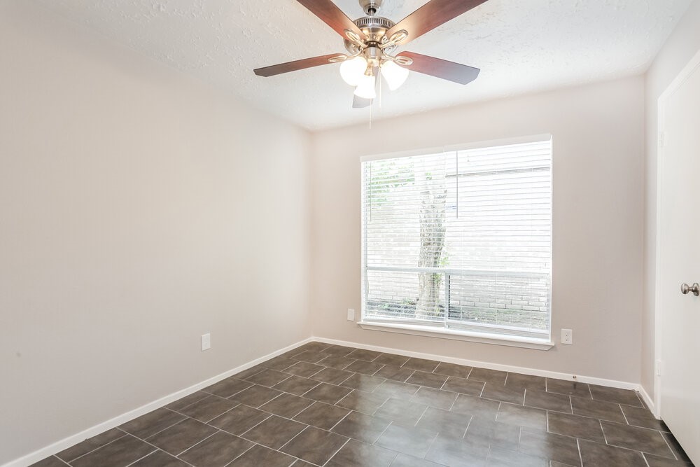 3915 Vineyard Drive Property Photo 15