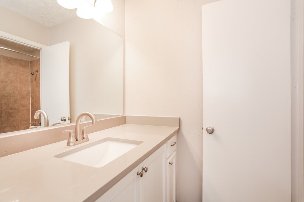 3915 Vineyard Drive Property Photo 16