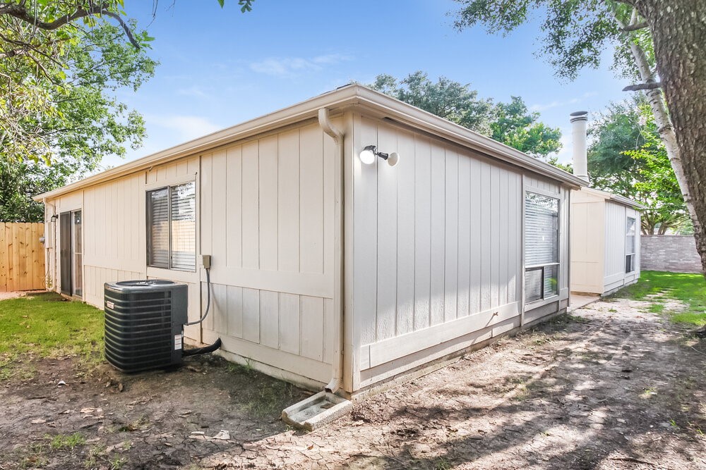 3915 Vineyard Drive Property Photo 17