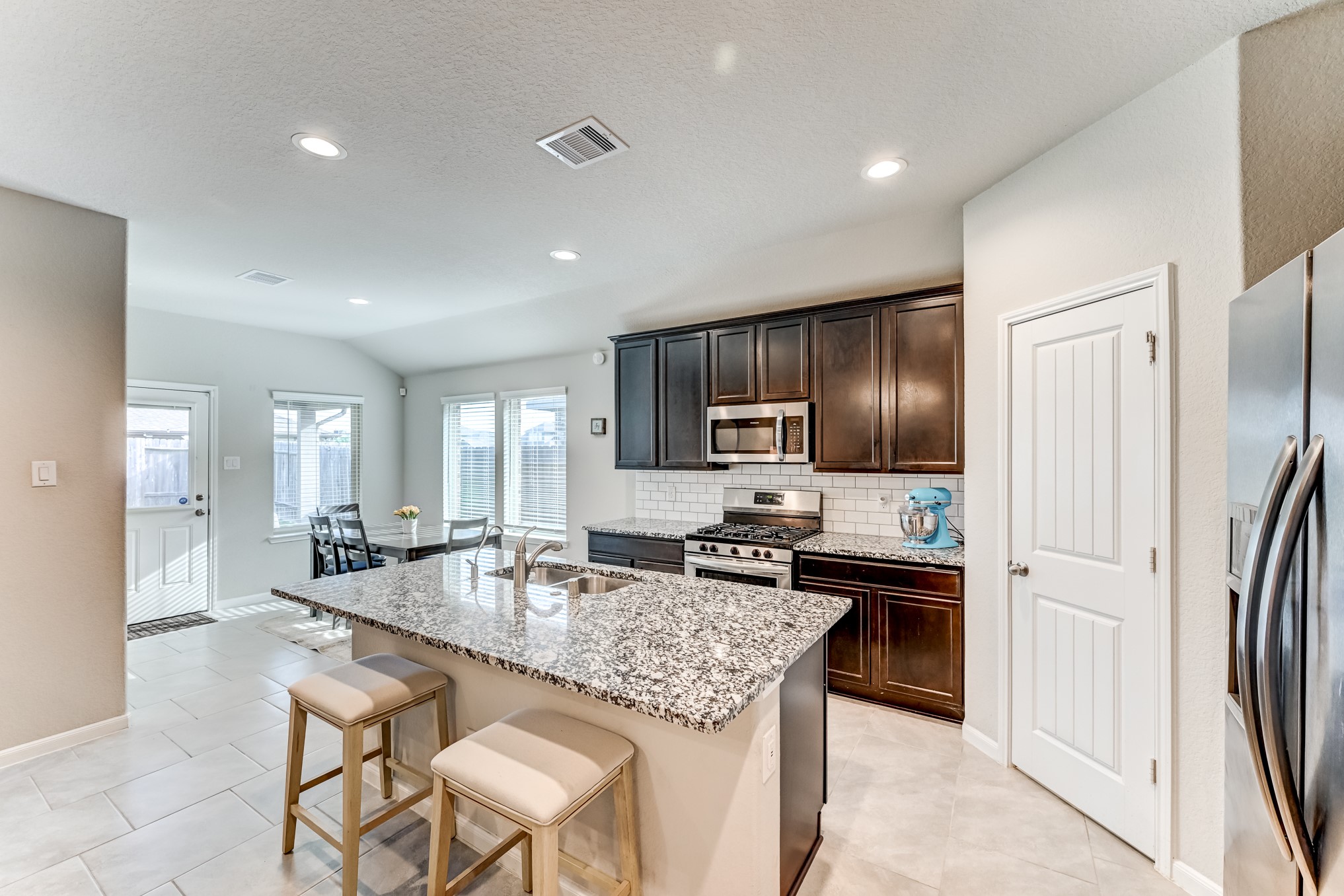 18306 Arcola Bay Lane Property Photo 9