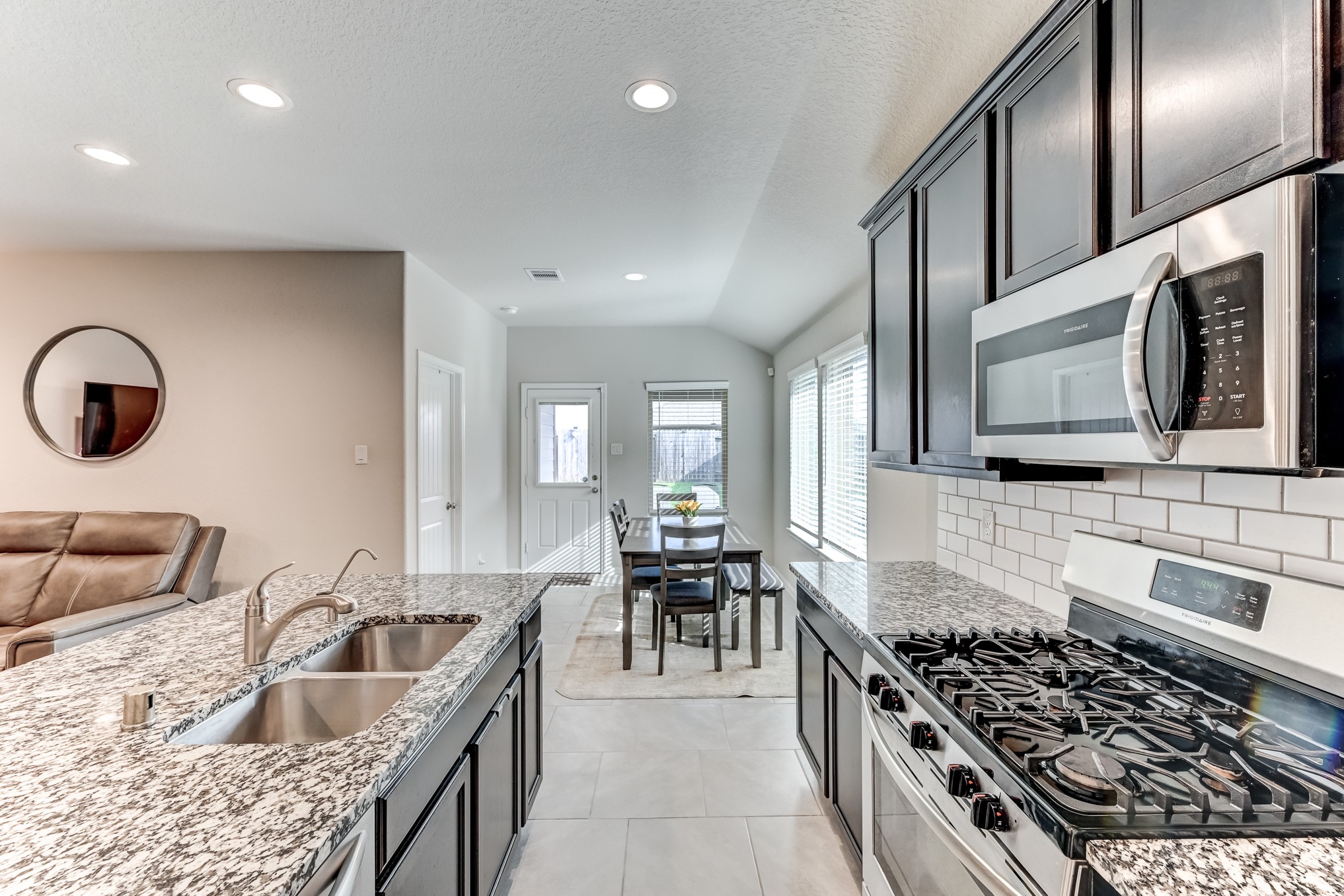 18306 Arcola Bay Lane Property Photo 14