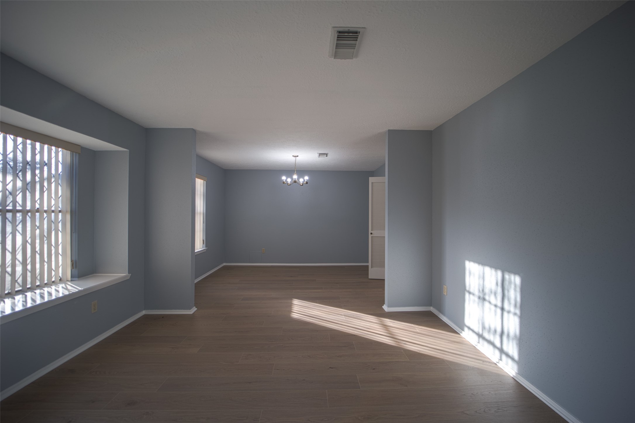 2111 Landcircle Court Property Photo 2