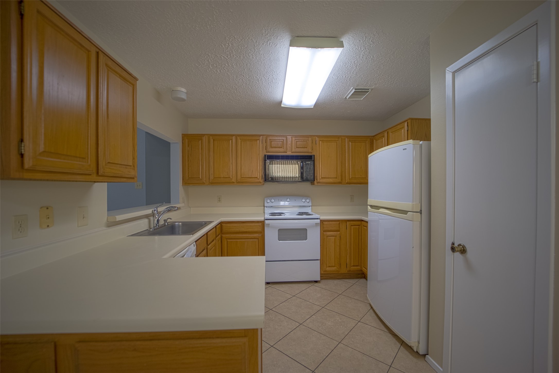 2111 Landcircle Court Property Photo 9