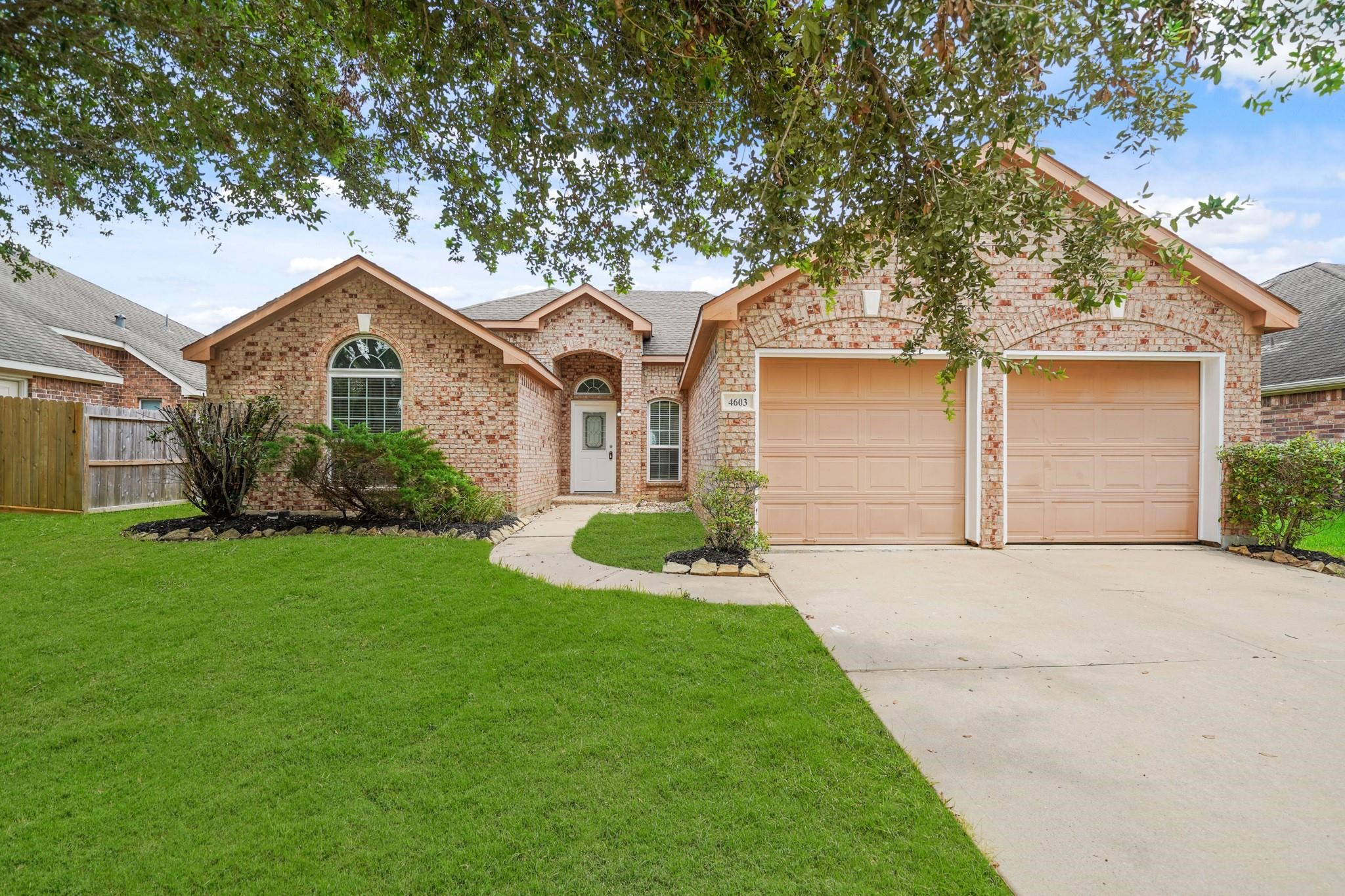 4603 Cedar Hill Drive Property Photo