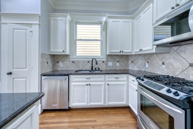 426 W 25th Street Property Photo 19