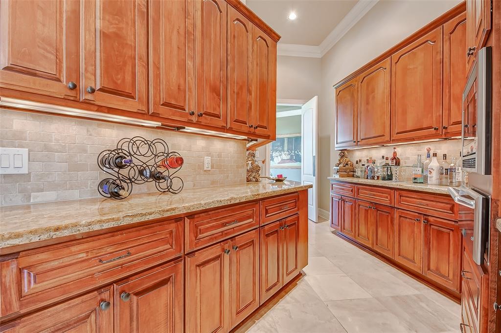33202 W Haddon Court Property Photo 16