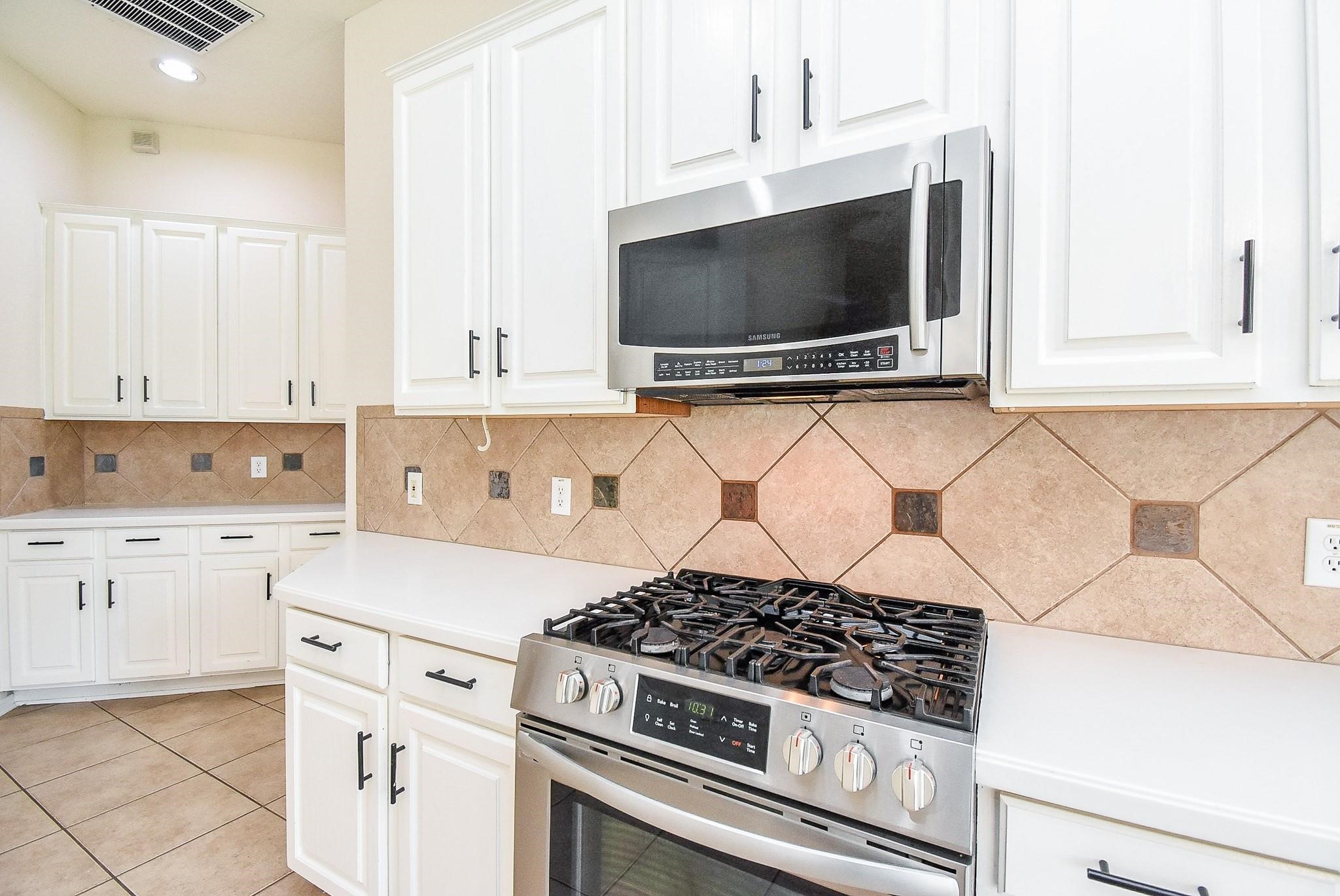 22114 Blossom Meadow Court Property Photo 11