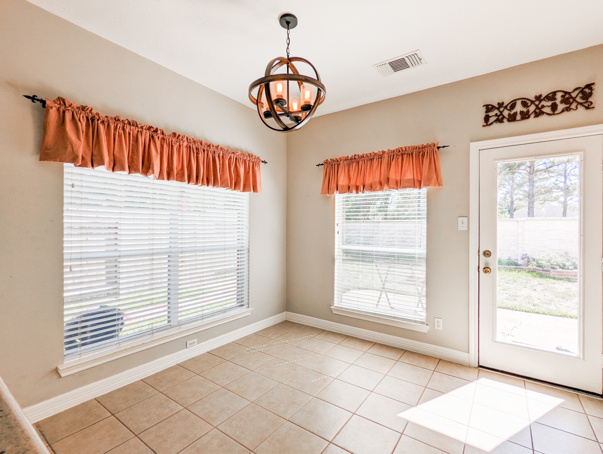 23727 Hackberry Drive Property Photo 10
