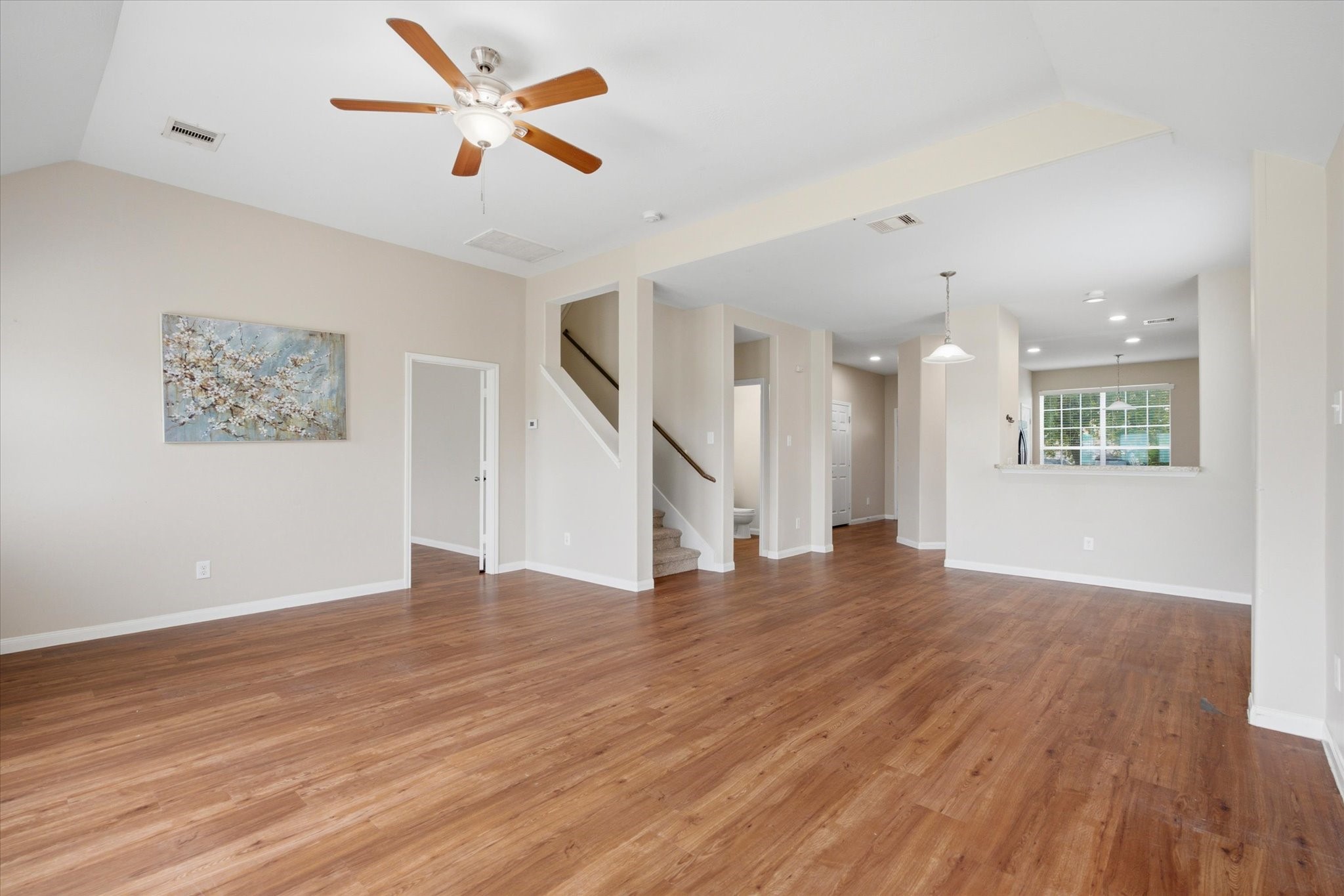 34 San Simeon Drive Property Photo 4