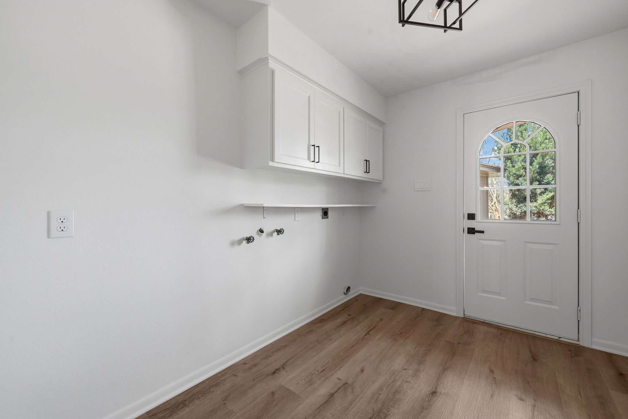 210 Ridgemont Drive Property Photo 10
