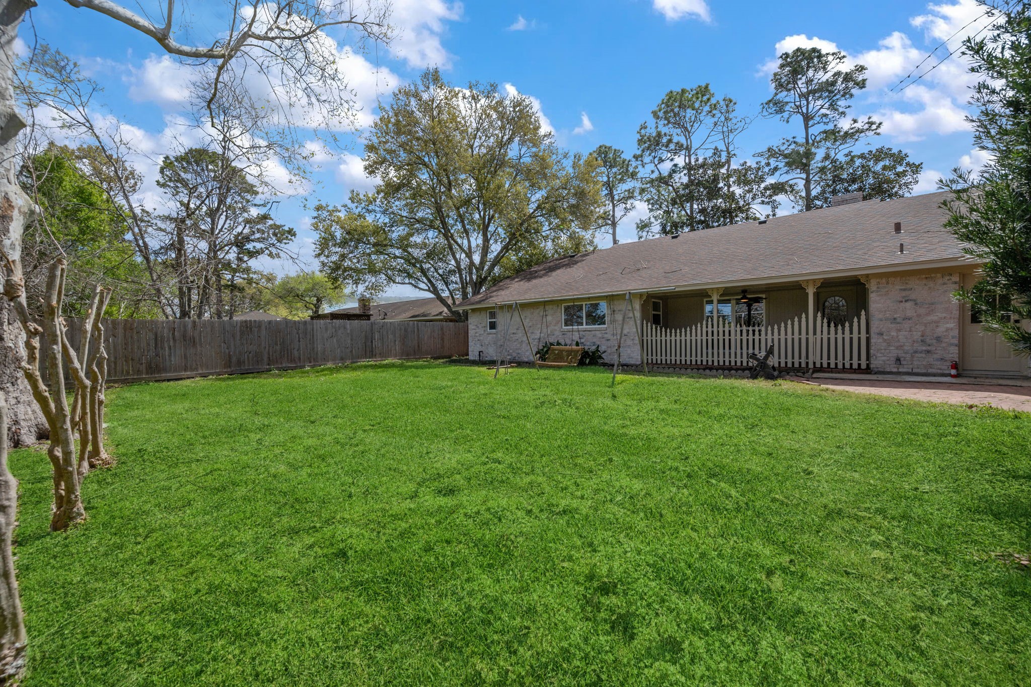 210 Ridgemont Drive Property Photo 26