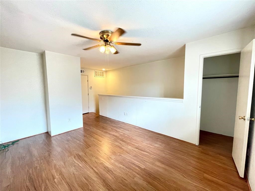 2100 Wilcrest Drive 123 Property Photo 11