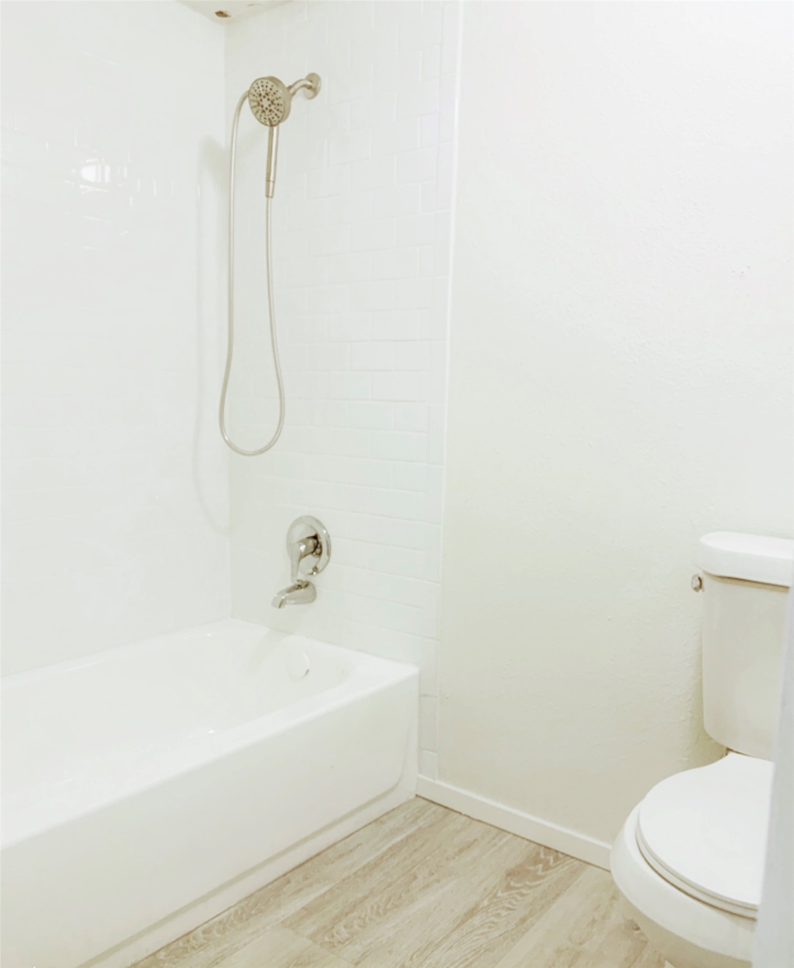 2100 Wilcrest Drive 123 Property Photo 14