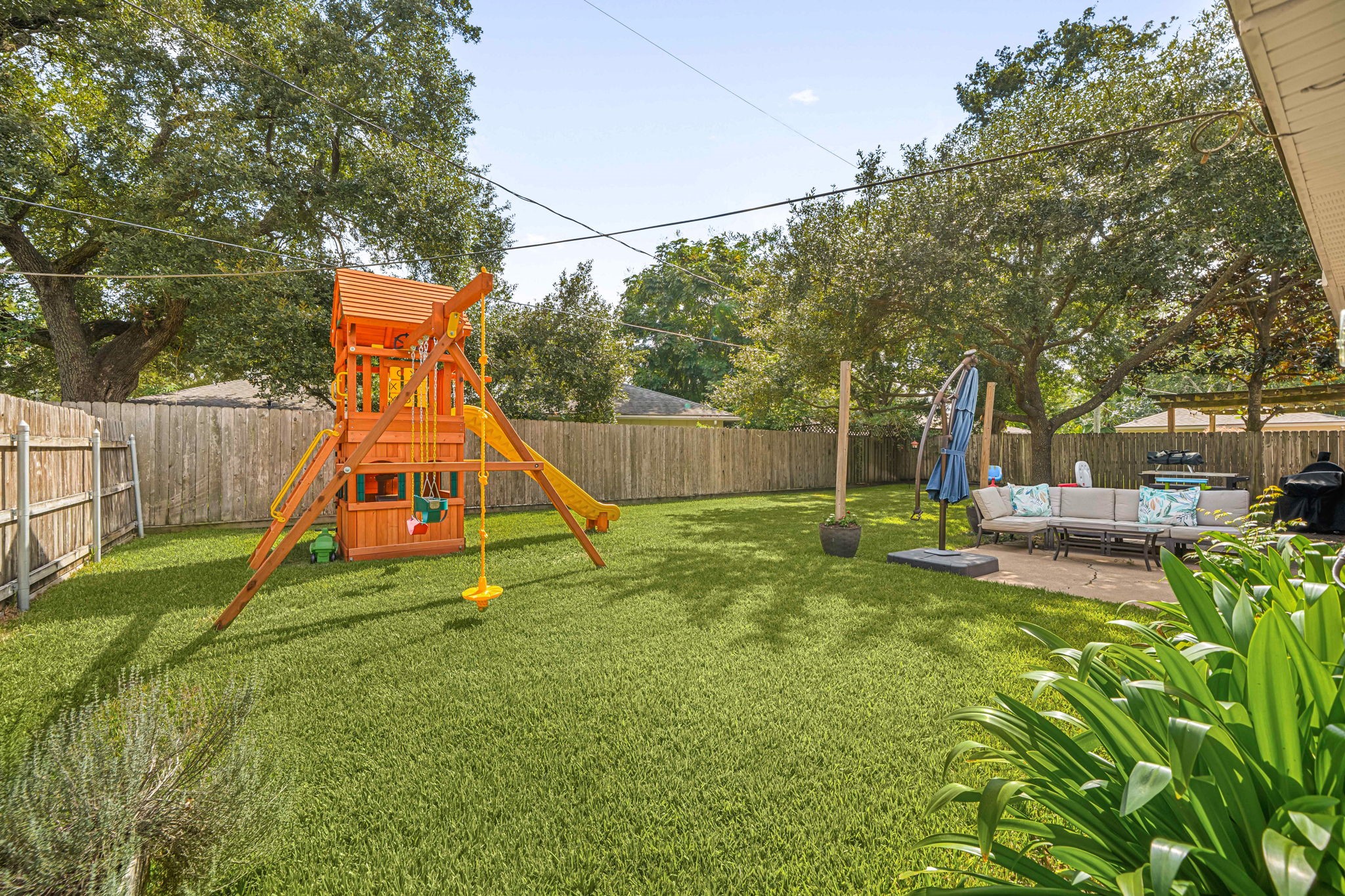 13931 Britoak Lane Property Photo 14