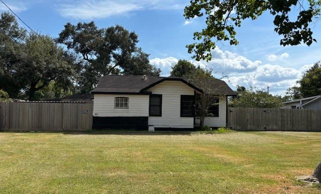 1011 West Phillips Street, Alvin Tx 77511 Property Photo 1