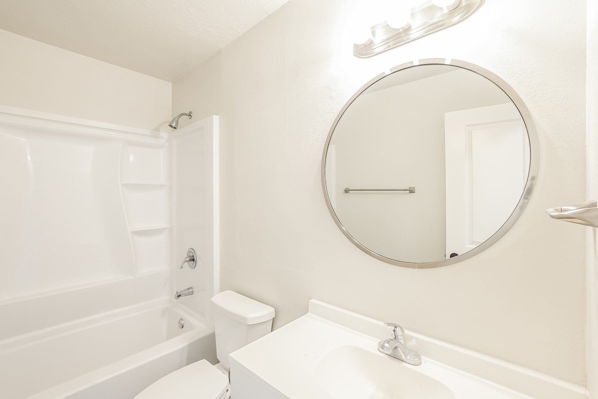 3210 Glen Spring Drive Property Photo 21