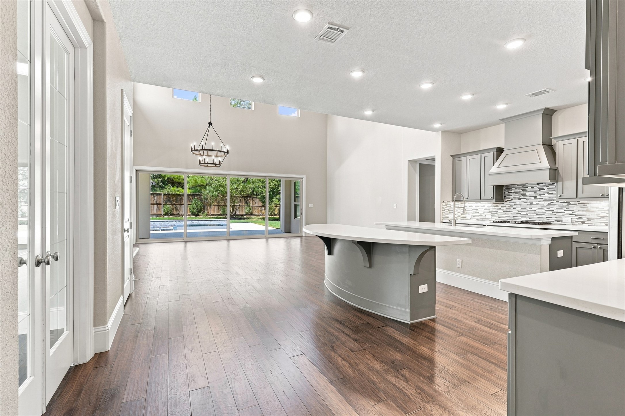 35 Gracenote Place Property Photo 6