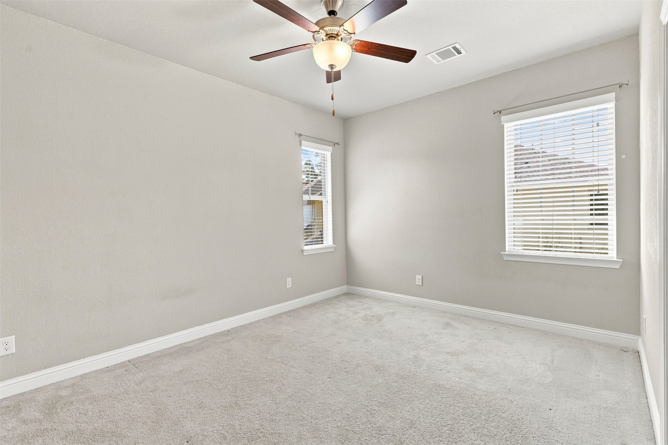35 Gracenote Place Property Photo 27