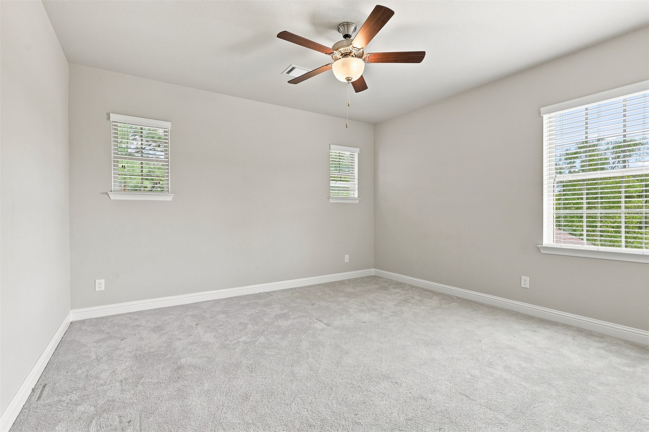 35 Gracenote Place Property Photo 30
