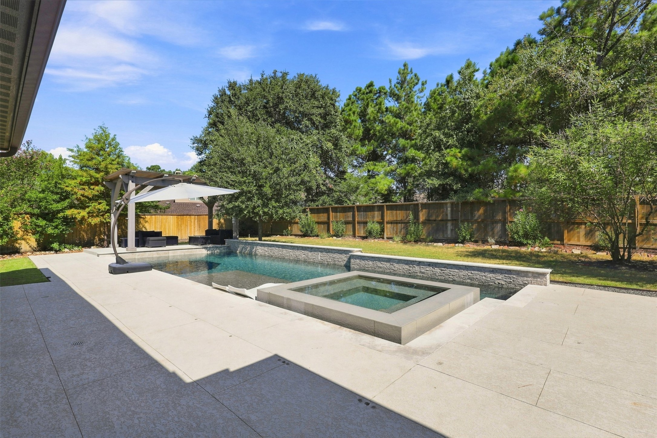 35 Gracenote Place Property Photo 33