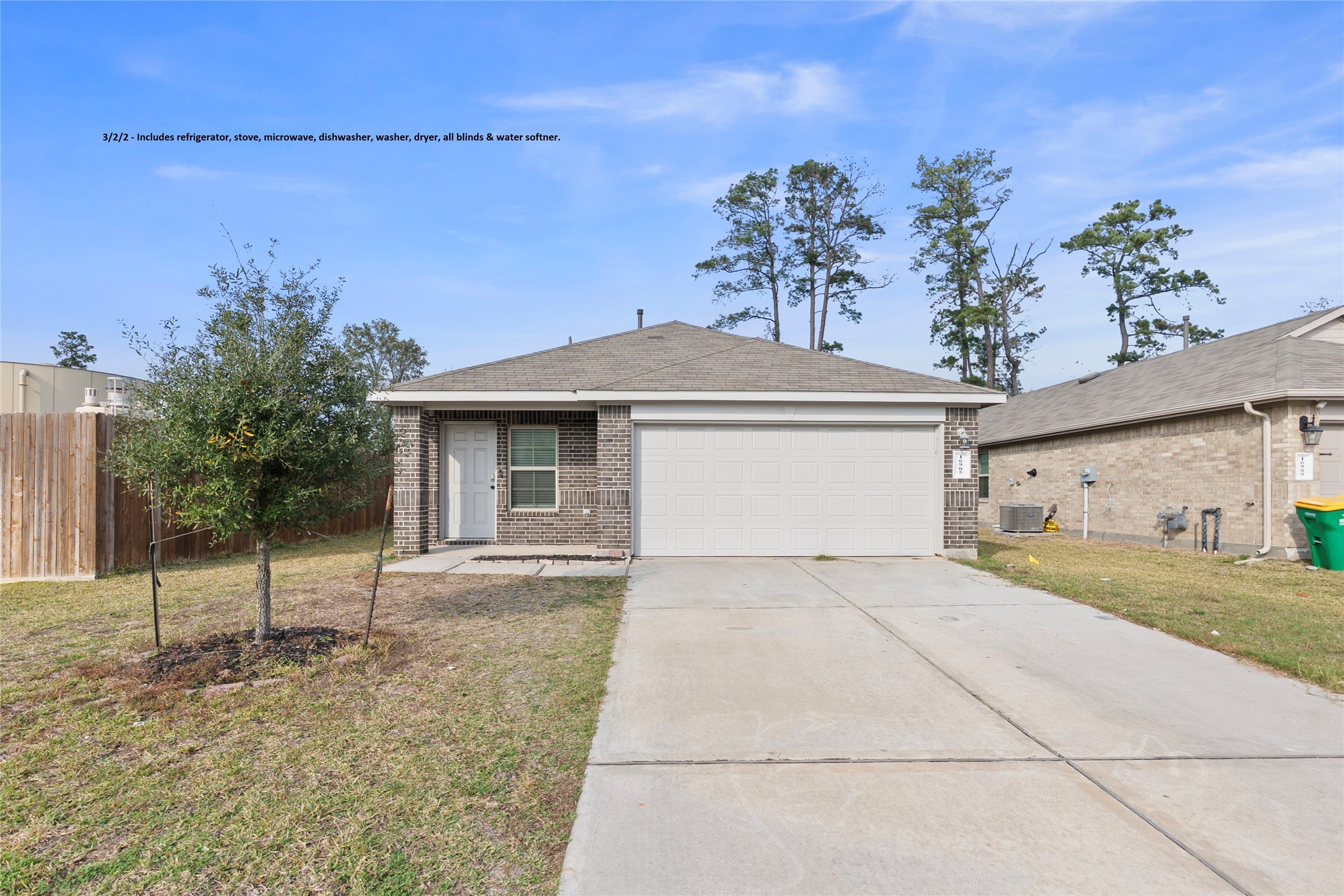 16905 Rich Pines Drive Property Photo 2