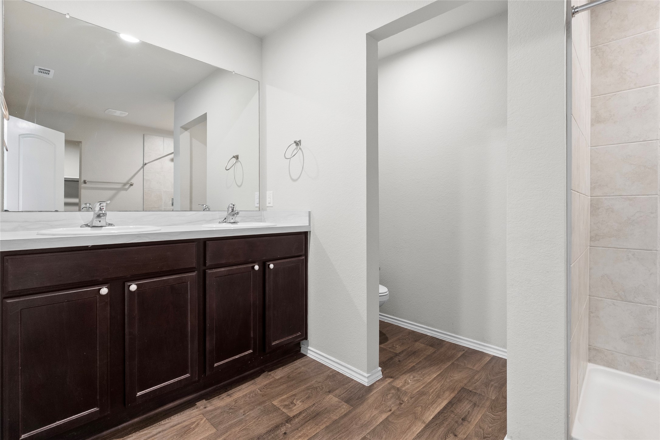 16905 Rich Pines Drive Property Photo 12