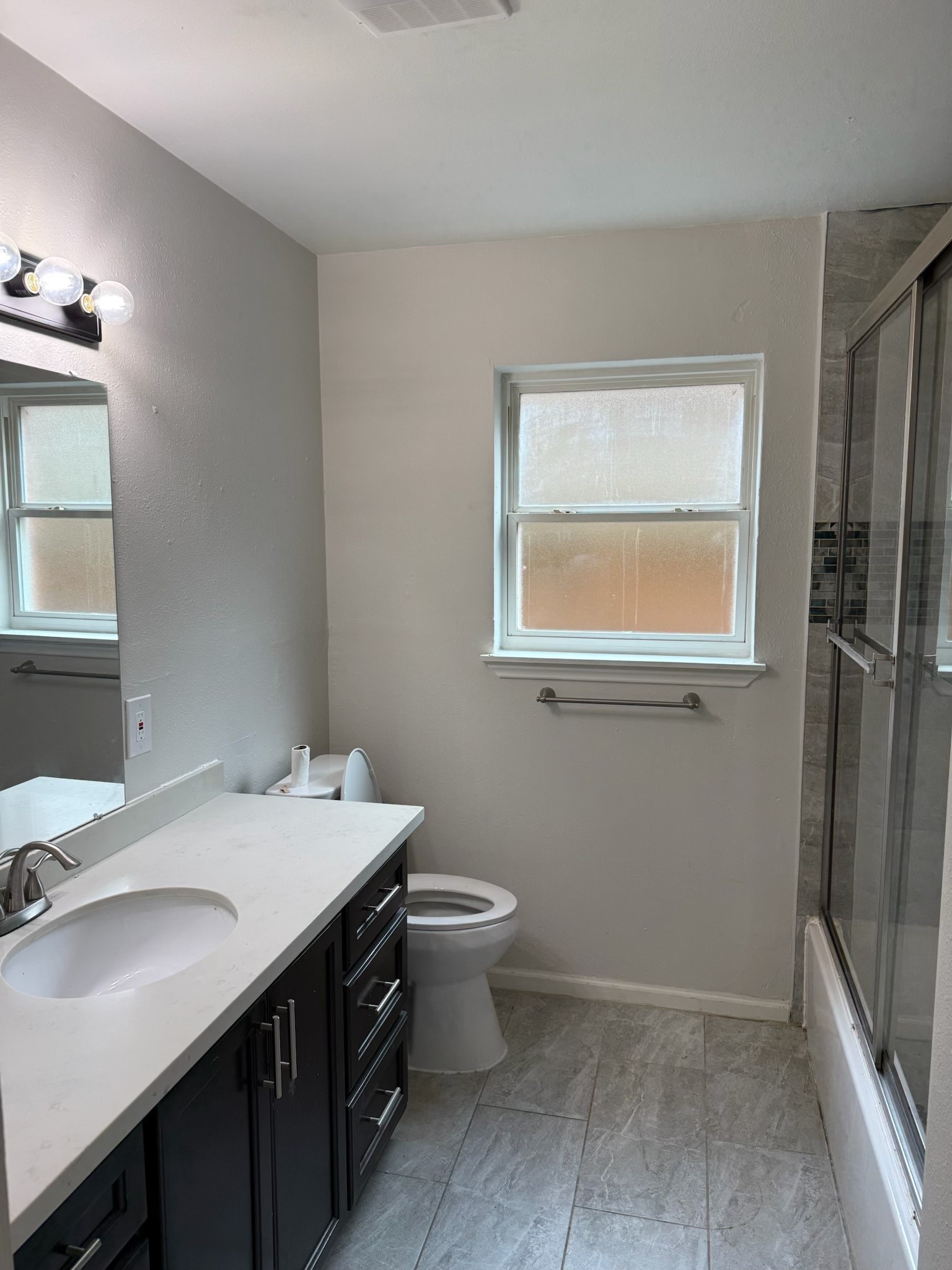 606 Wisconsin Street Property Photo 5