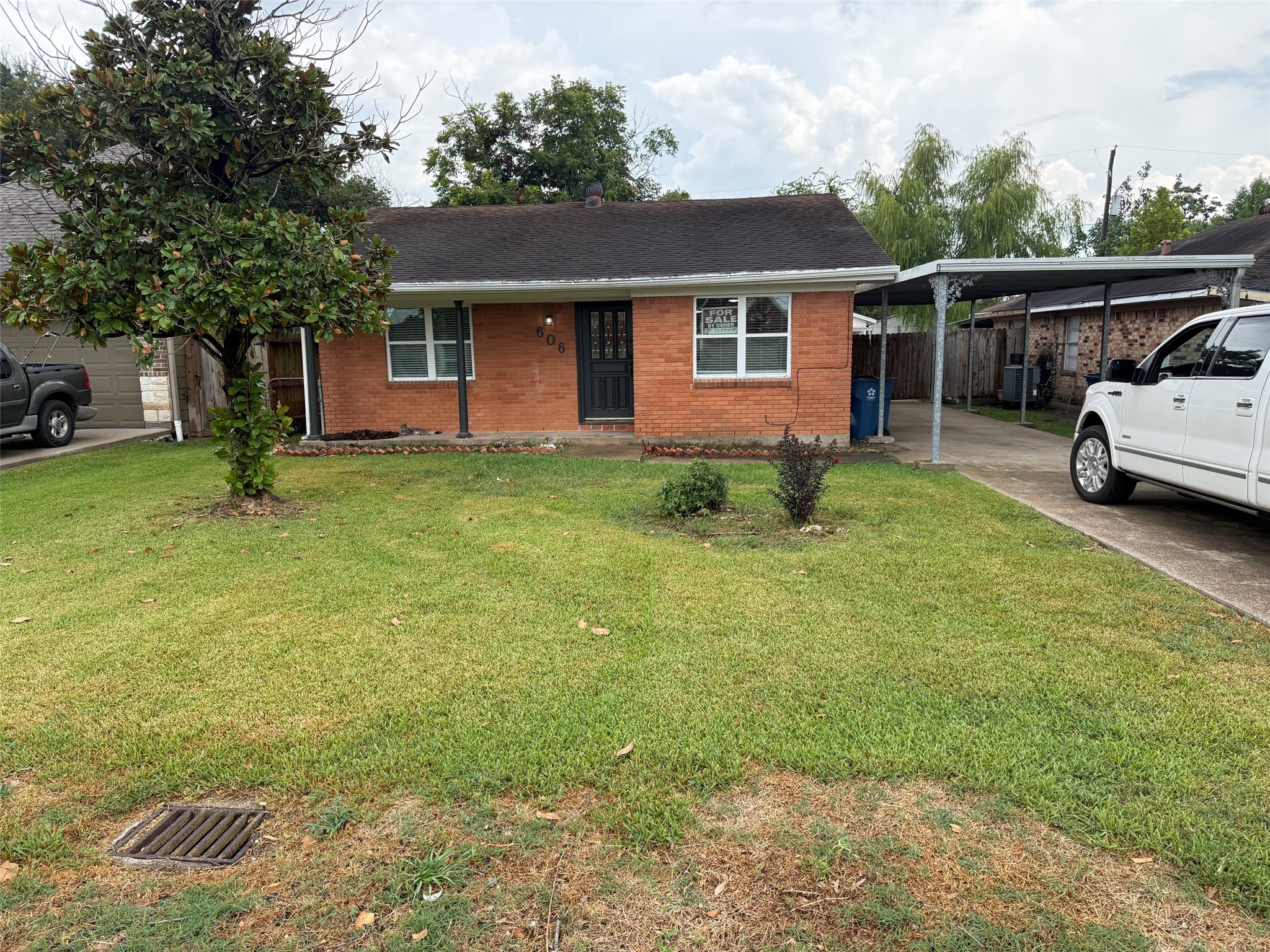 606 Wisconsin Street Property Photo 6