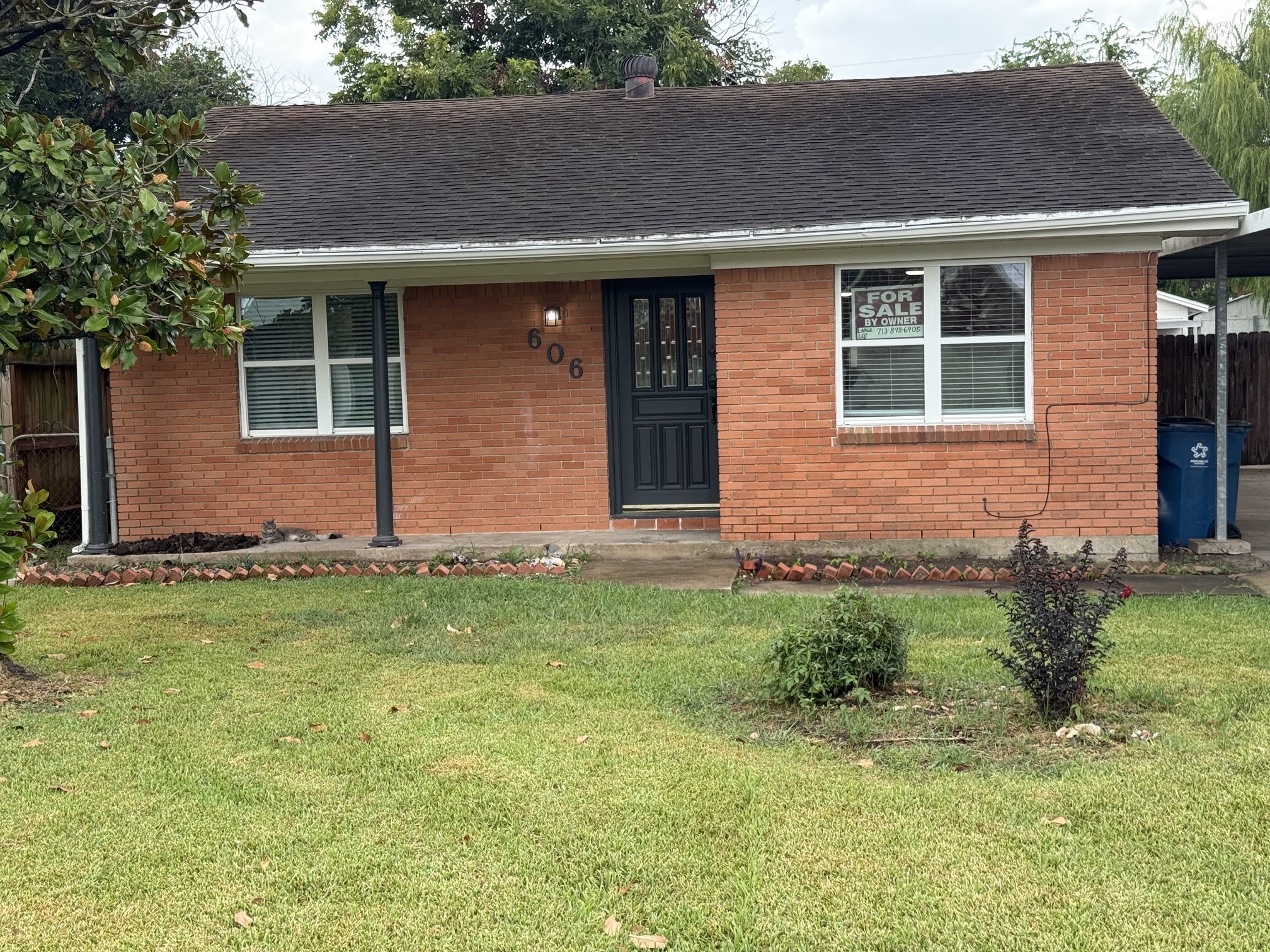 606 Wisconsin Street Property Photo 7